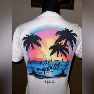 Hollister White Short Sleeve Tee with Palm Tree Design